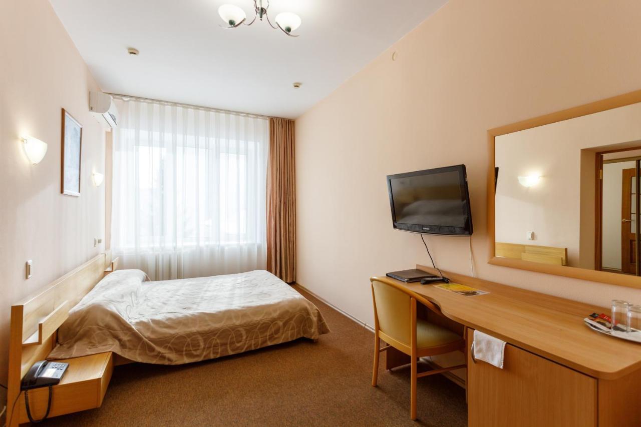 Hotel Atal Cheboksary Bagian luar foto